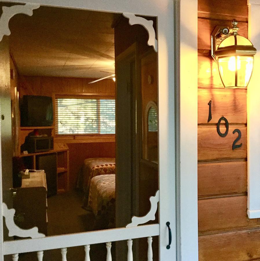 Giant Oaks Lodge Running Springs Exterior foto