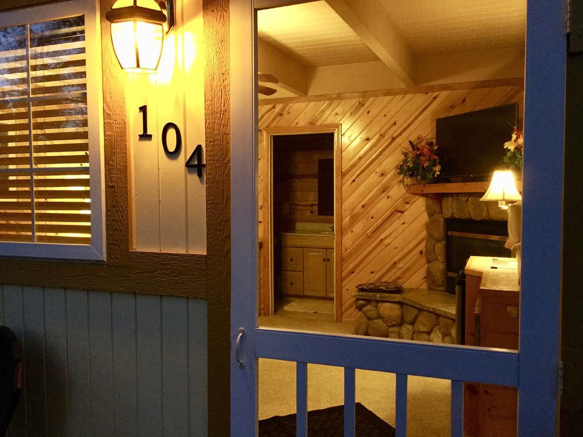 Giant Oaks Lodge Running Springs Exterior foto
