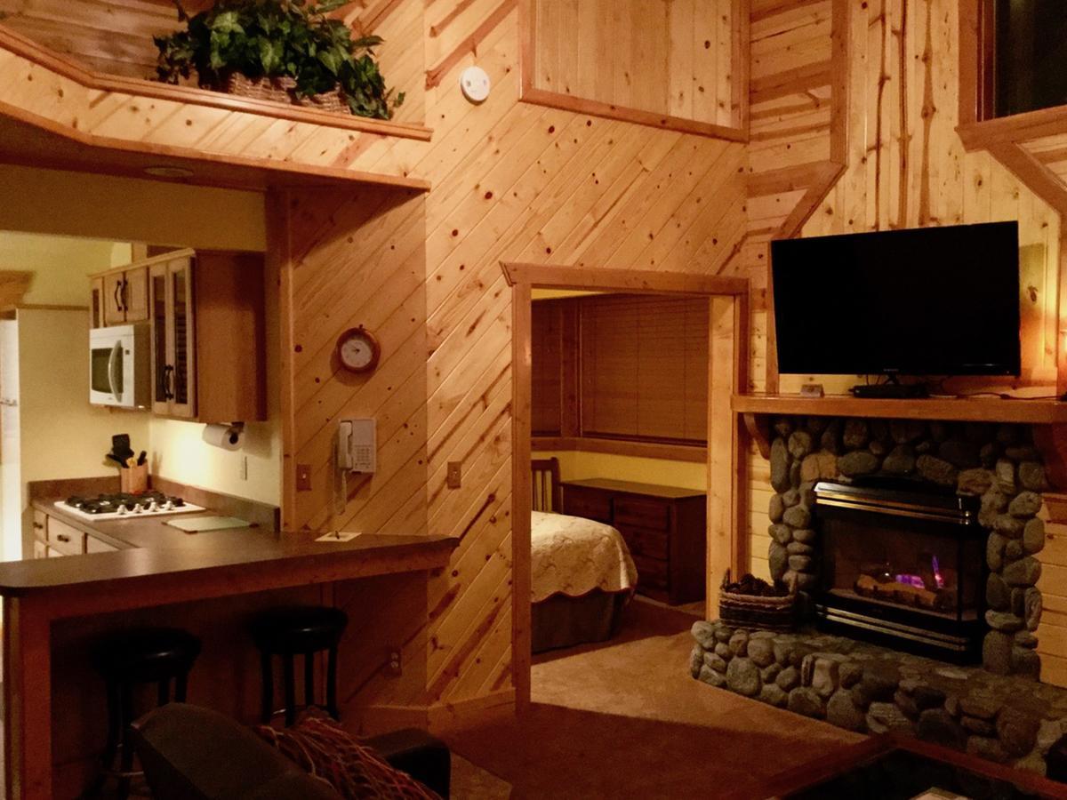 Giant Oaks Lodge Running Springs Exterior foto