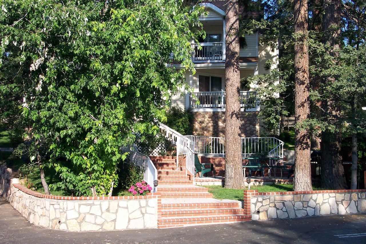 Giant Oaks Lodge Running Springs Exterior foto